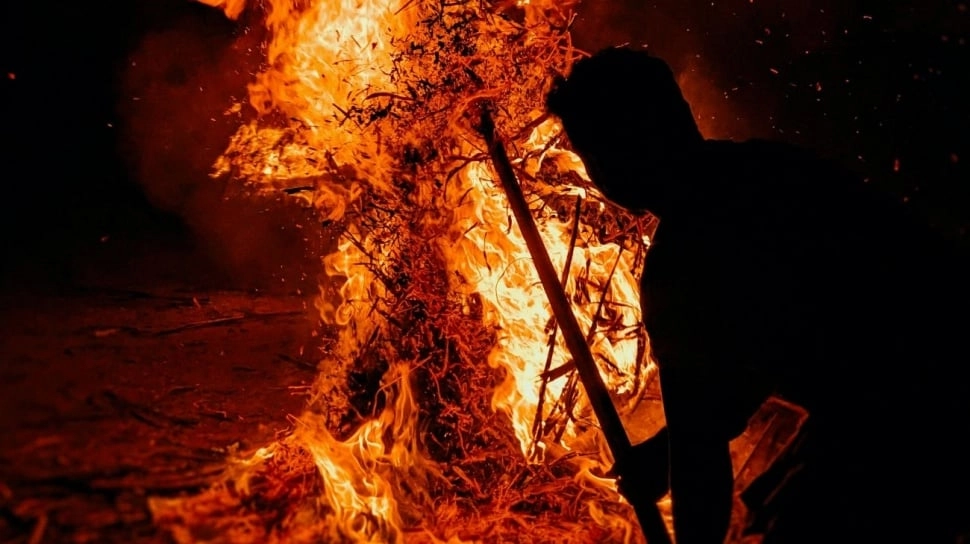 Tiga Santri Diduga Disiram BBM dan Dibakar, Satu Tewas