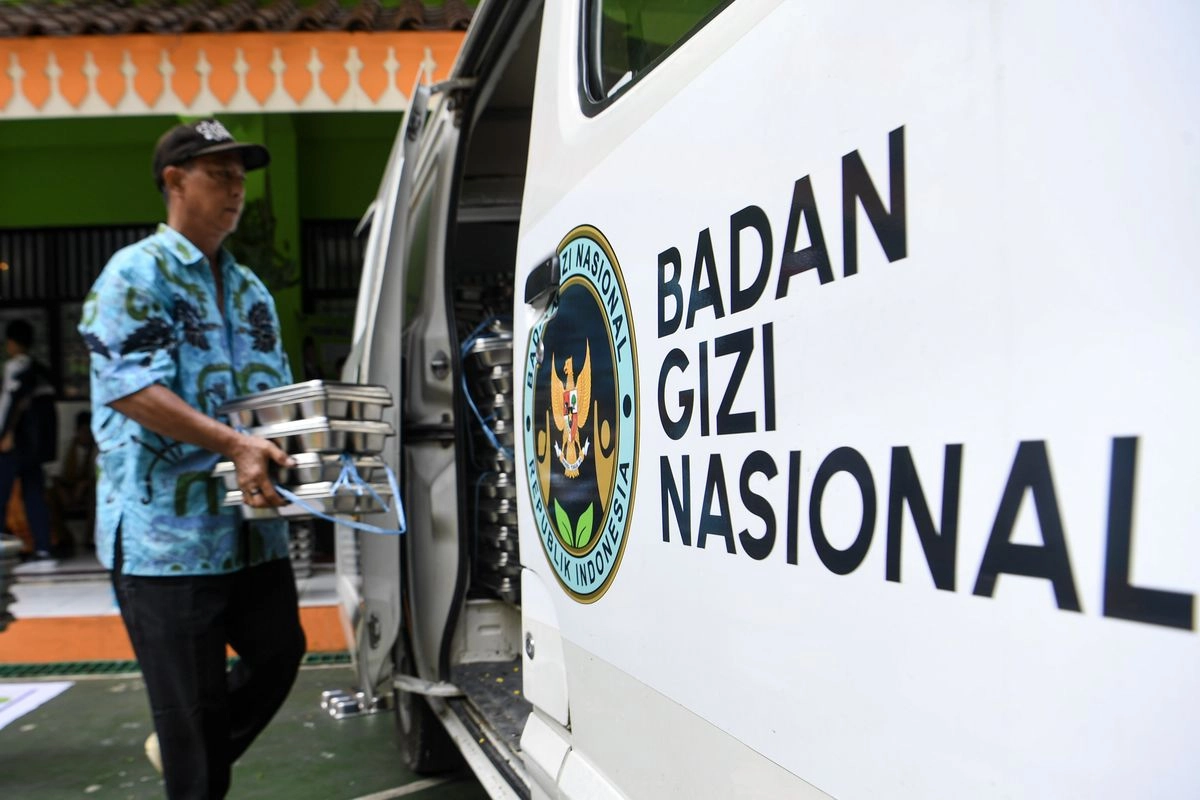 3 Eks Pimpinan BGN Jadi Tersangka Korupsi, Program MBG Perlu Moratorium?