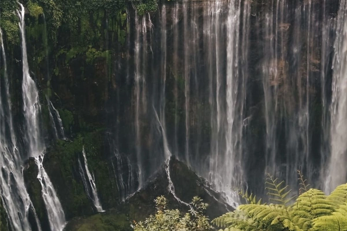 Air Terjun Tumpak Sewu Lumajang Catat 9.900 Kunjungan Saat Long Weekend