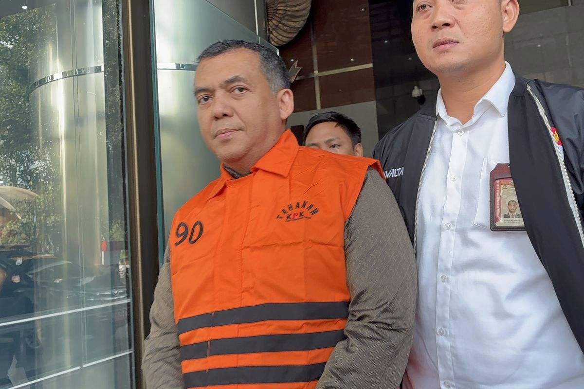 KPK Tahan Wamen Imipas Silmy Karim dan 7 Pejabat Imigrasi