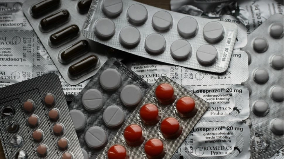 Jangan Tunggu Harga Obat Meroket, DPR Desak Pemerintah Percepat Kemandirian Farmasi