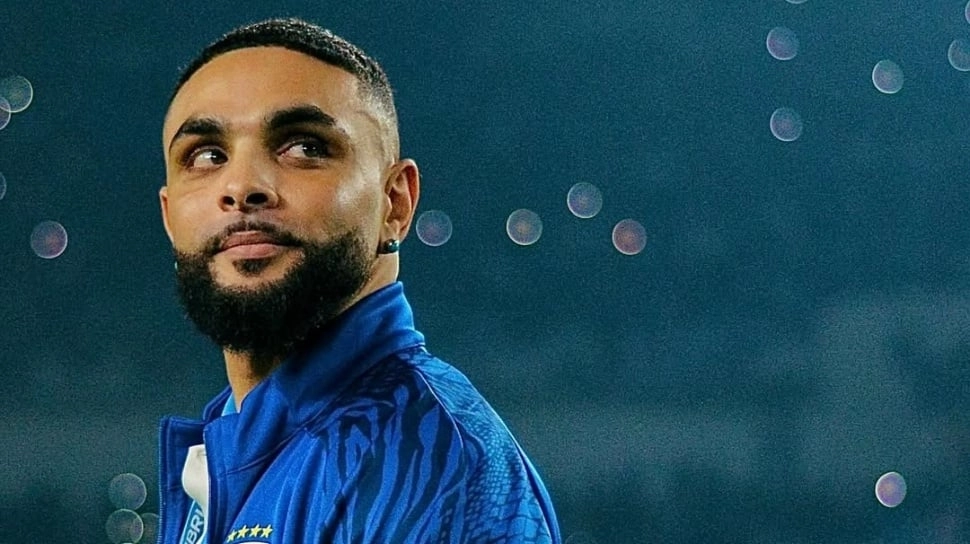 Persib Bandung Kirim Doa untuk Layvin Kurzawa