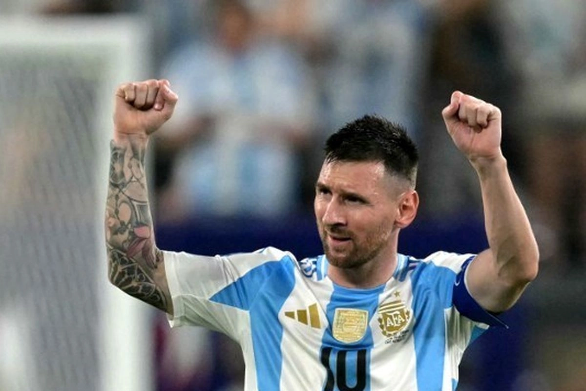 Piala Dunia 2026: Messi, Ronaldo, dan Ochoa Bakal Kenakan Lencana Penghormatan Khusus