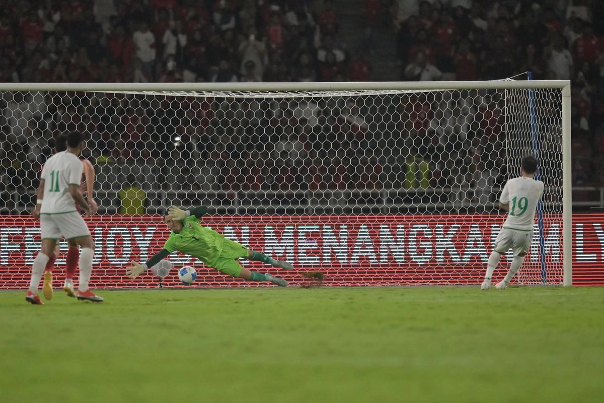 Kiper Timnas Emil Audero Ungkap Momen Kunci Gagalkan Penalti Oman