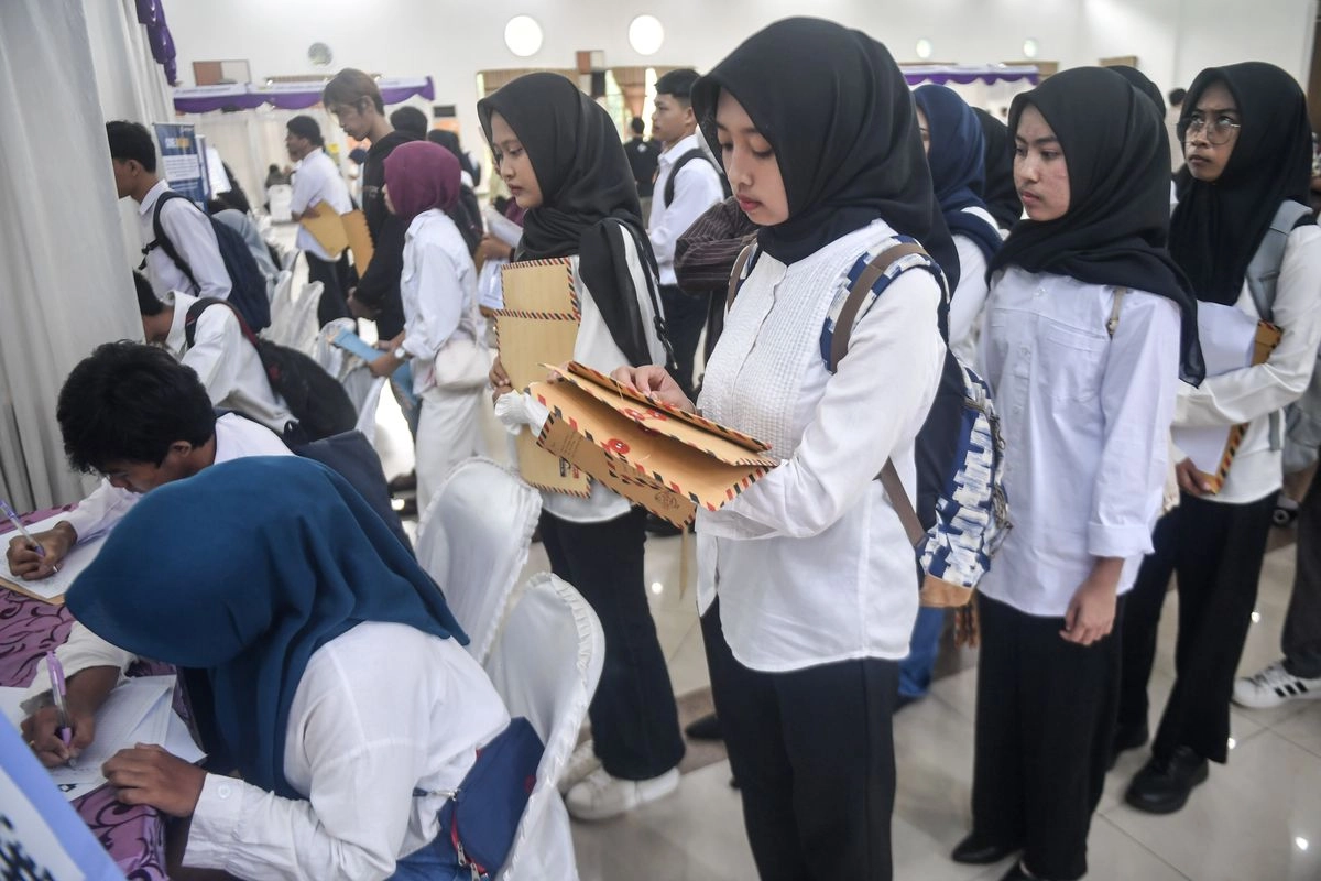 Satu Juta Sarjana Menganggur dan ''Skills Mismatch'' di Kampus Kita