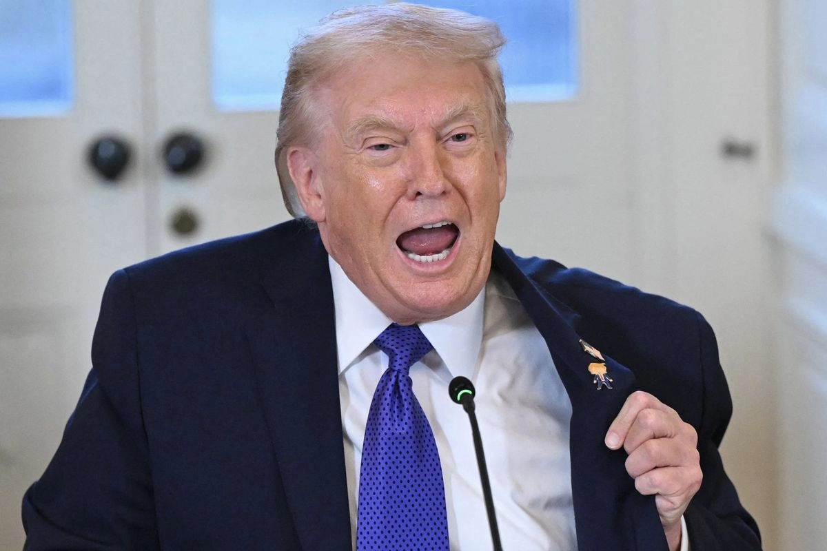 Trump Naik Pitam, Desak Iran dan Israel Hentikan Baku Tembak