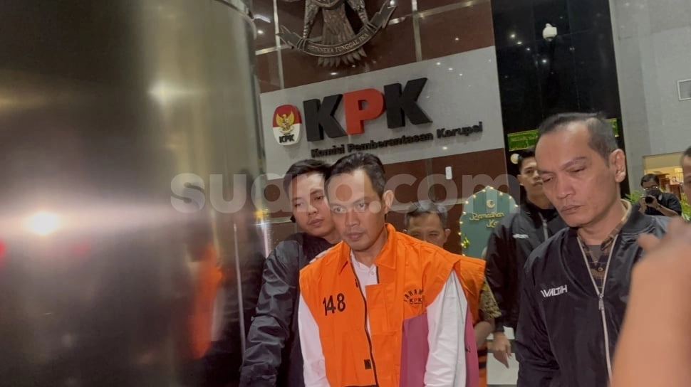 Bupati Nonaktif Cilacap Gugat Status Tersangka, KPK Siap Hadapi