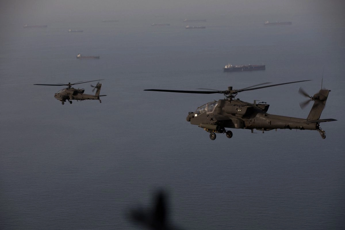 Helikopter Apache AS Jatuh Dekat Selat Hormuz, Pertama sejak Perang Iran