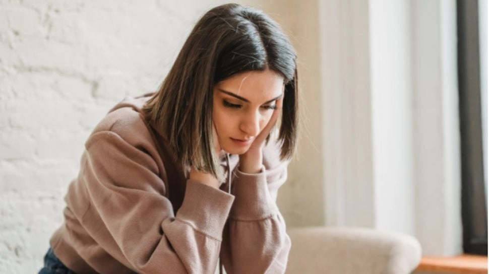 Sulit Ditebak, 5 Zodiak Ini Paling Jago Menyembunyikan Emosi